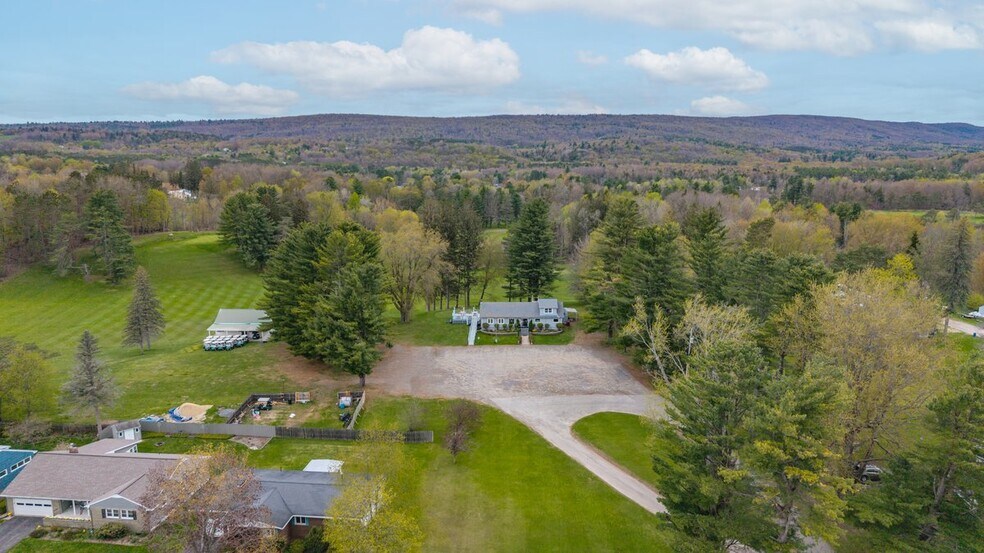 More Photos Of 301 N Kingsboro Ave, Gloversville Golf Course Driving Range For Sale