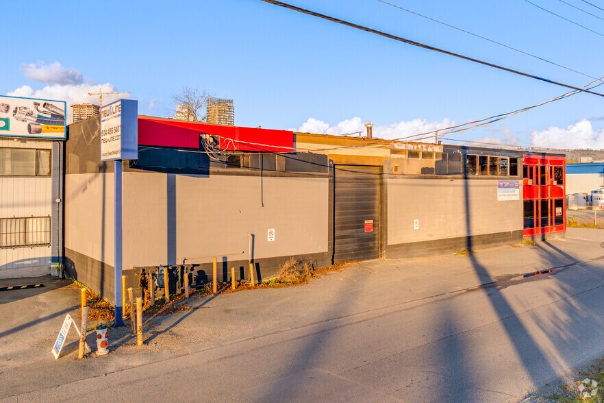 More Photos Of 5085 Regent St, Burnaby Warehouse For Sale
