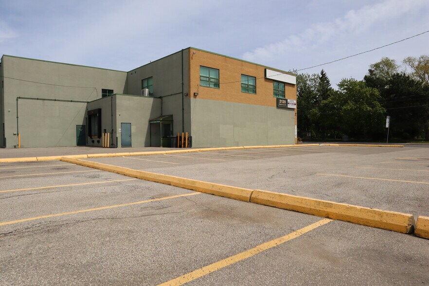 More Photos Of 2120 Eglinton Ave W, Toronto Office For Lease