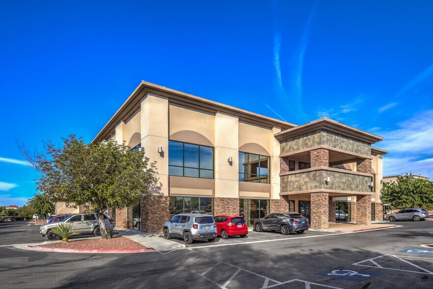 More Photos Of 2900 W Horizon Ridge Pky, Henderson Medical For Lease