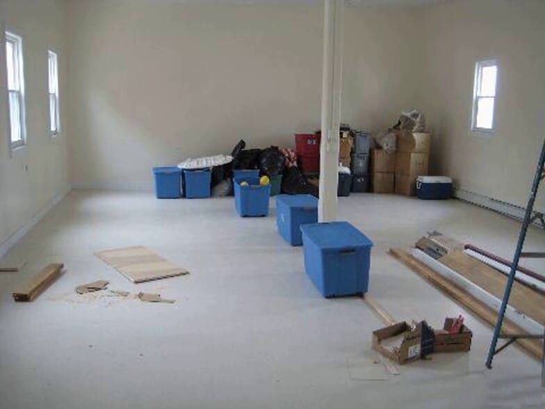 More Photos Of 9216 95th Ave, Ozone Park General Retail For Sale
