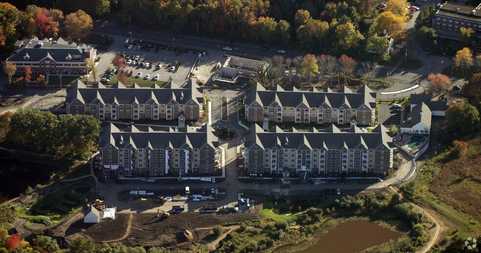 More Photos Of 4 Berry St, North Andover Apartments For Lease