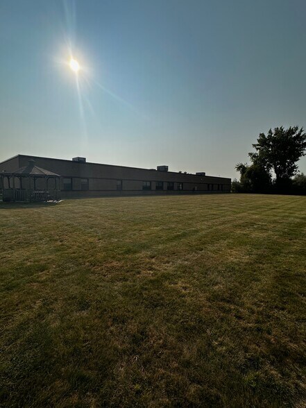 More Photos Of 3930 Traxler Ct, Bay City Medical For Sale