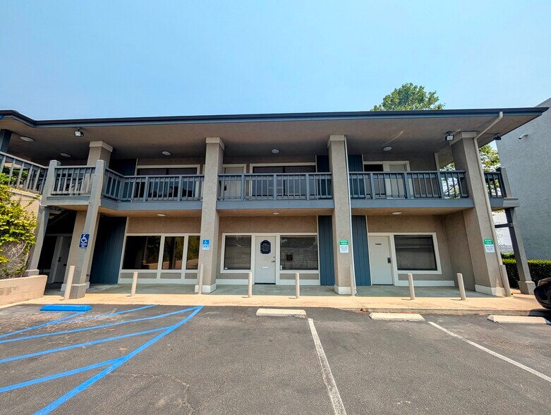 More Photos Of 2119-2123 El Camino Real, Oceanside Medical For Lease