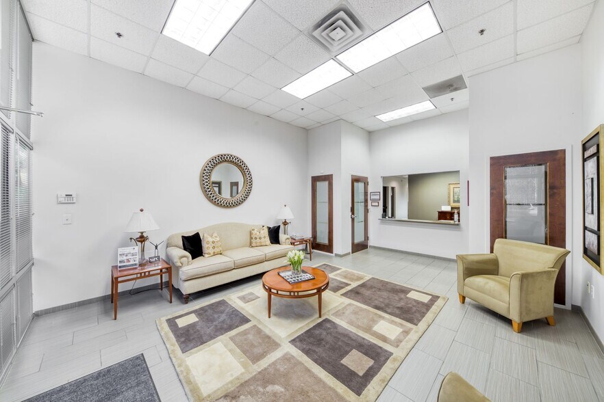 More Photos Of 2800 Horizon Ridge Ct, Suwanee Office For Sale