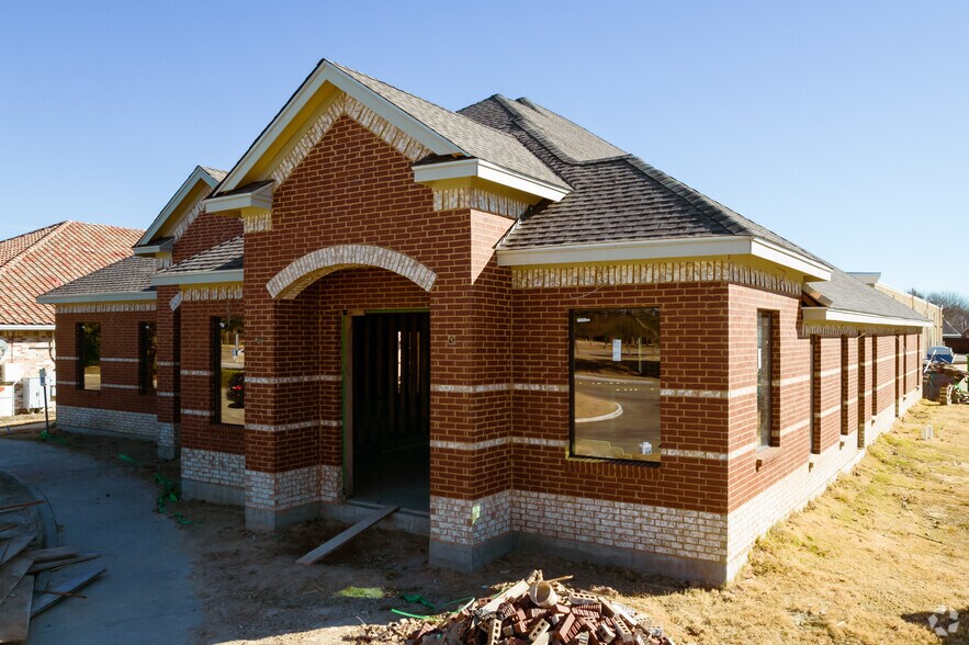 More Photos Of 1511 W McDermott #2 Dr, Allen Medical For Sale