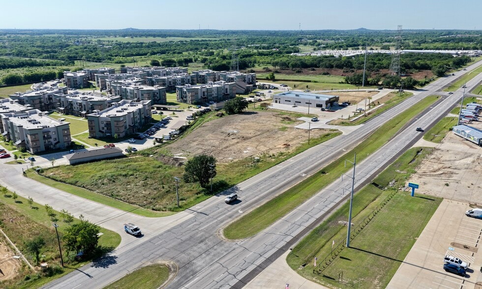 More Photos Of 4009 N Main St, Cleburne Freestanding For Lease