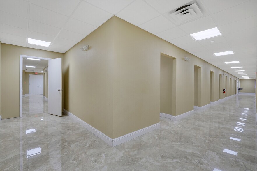 More Photos Of 2310 E Atlantic Blvd, Pompano Beach Office For Sale
