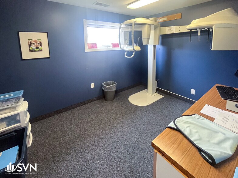 More Photos Of 2134 Nicholasville Rd, Lexington Medical For Sale