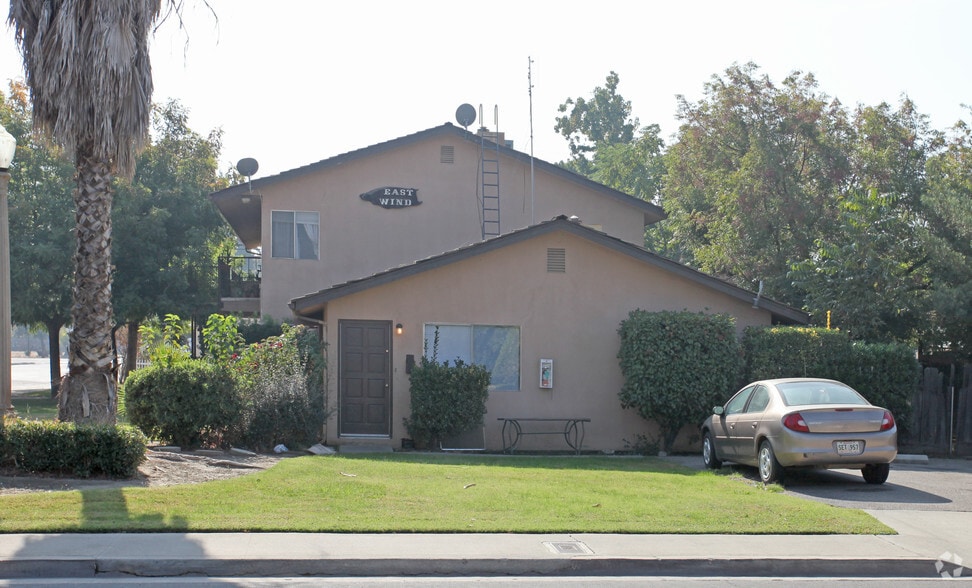 More Photos Of 551 E 11th St, Hanford Apartments For Sale