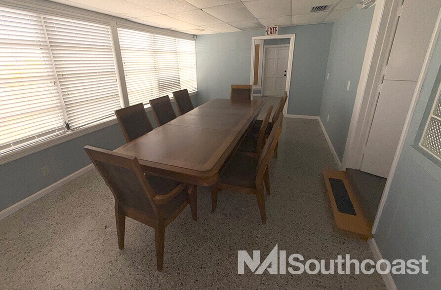 More Photos Of 218 SE Osceola St, Stuart Office For Lease