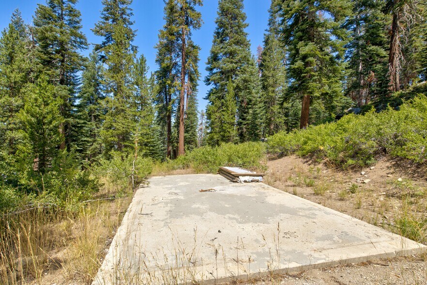 More Photos Of 65745 Big Meadows Road, Kings Canyon National Pk Land For Sale