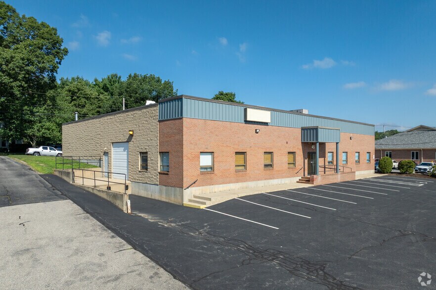 Primary Photo Of 30 Benefit St, Warwick Medical For Lease