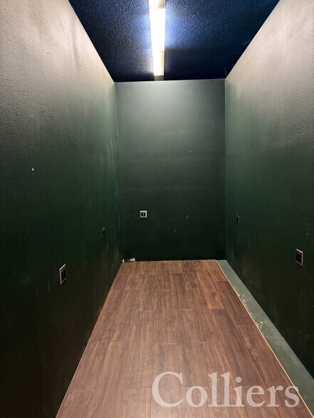 More Photos Of 2636 S Vista Ave, Boise Storefront Retail Office For Sale