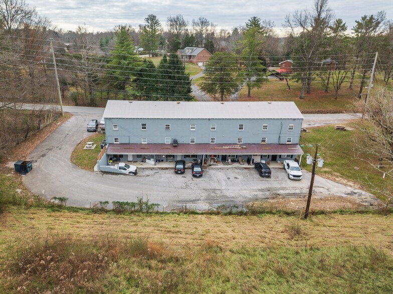 More Photos Of 2465 Benton Young Rd, Cookeville Apartments For Sale