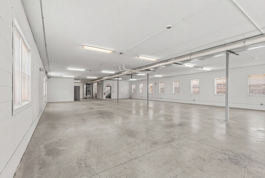 More Photos Of 846 Faith Rd, Salisbury Religious Facility For Lease