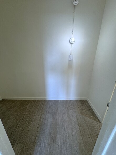 More Photos Of 280 Witmer St, Los Angeles Apartments For Sale
