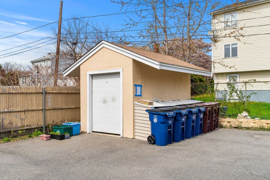 More Photos Of 120 Dolphin Ave, Revere Apartments For Sale