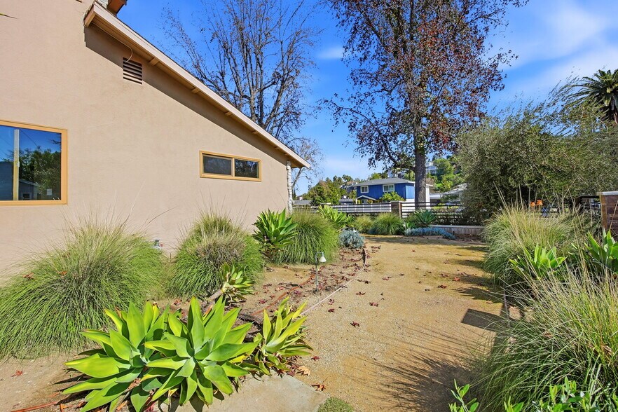 More Photos Of 5237 Topanga Canyon Blvd, Woodland Hills Multifamily For Sale