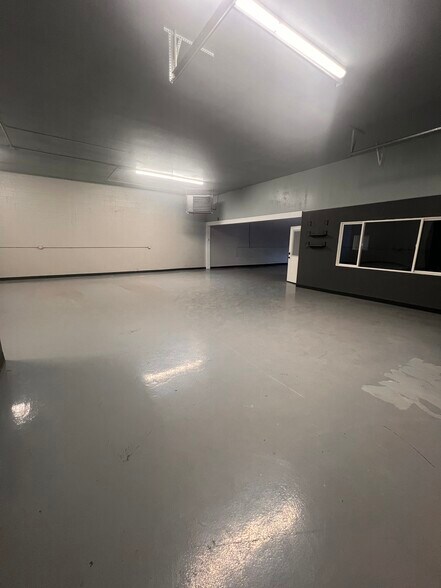More Photos Of 1991 E William St, Carson City Warehouse For Lease
