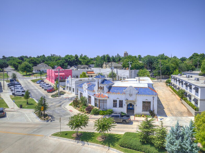 More Photos Of 2927 Paseo Dr, Oklahoma City Office For Lease