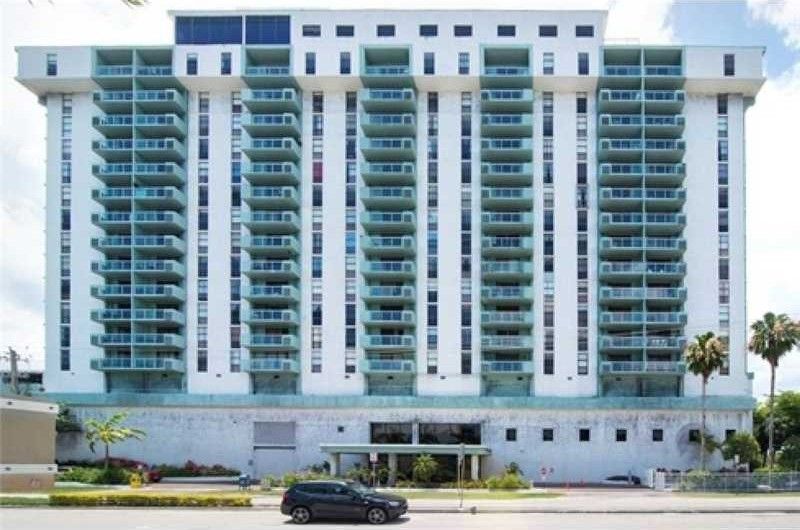 More Photos Of 13499 Biscayne Blvd, Miami Apartments For Lease