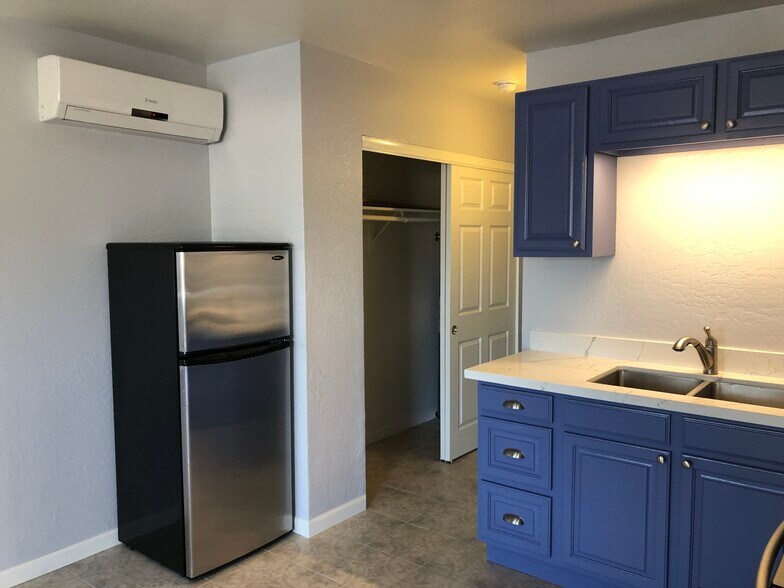 More Photos Of 1001 N 9th St, Phoenix Apartments For Sale