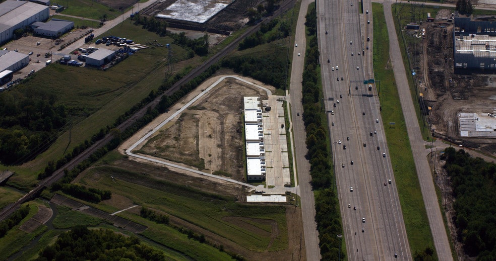 More Photos Of 16310 State Highway 249, Houston Office For Sale