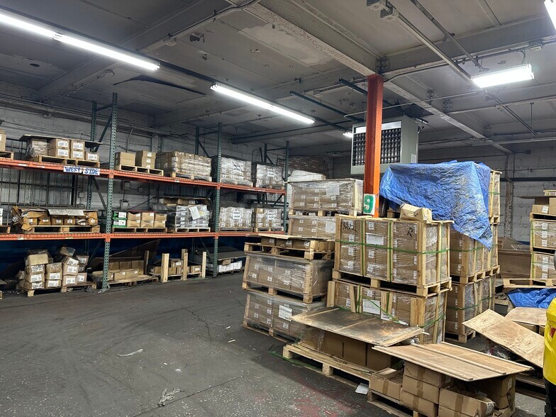 More Photos Of 800 Lake St, Maywood Warehouse For Sale