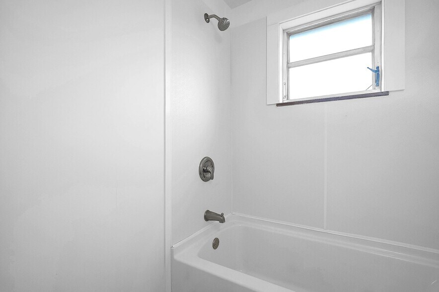 More Photos Of 259-265 Broad Meadows Blvd, Columbus Apartments For Sale