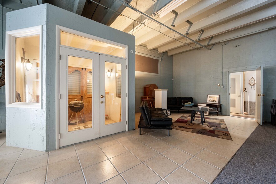 More Photos Of 1610 N Salem Ave, Pueblo Storefront Retail Residential For Sale