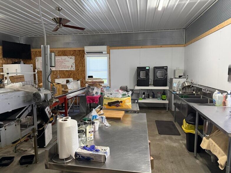 More Photos Of 20863 Highway 20, Marshall Specialty For Sale