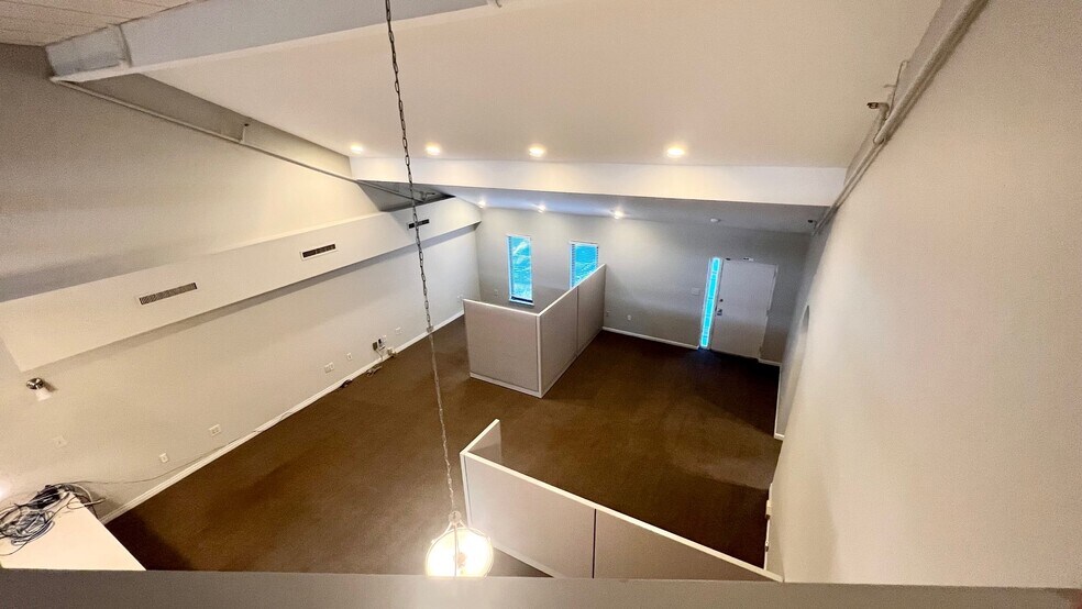 More Photos Of 2555-2575 Chain Bridge Rd, Vienna Medical For Sale