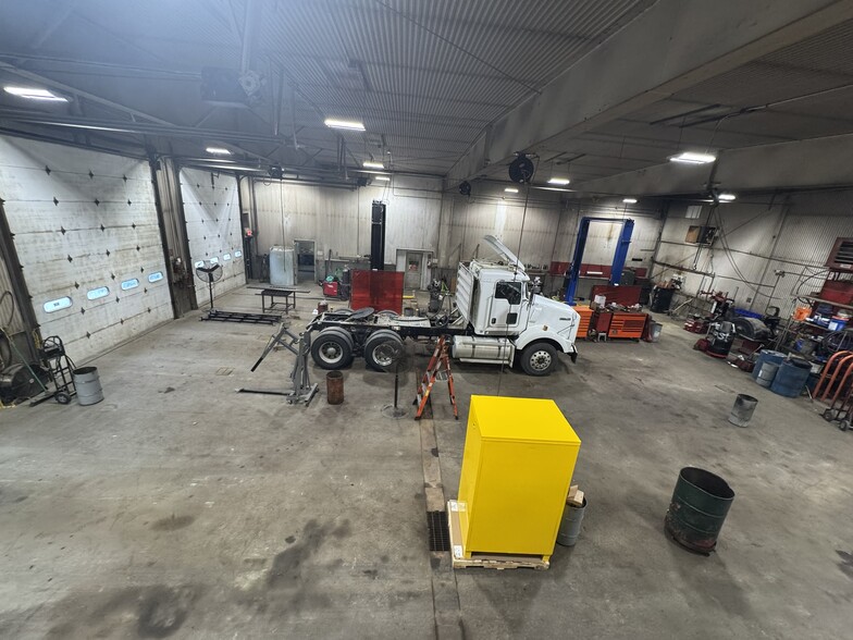 More Photos Of 162 Hinckley Rd, Clinton Industrial For Sale