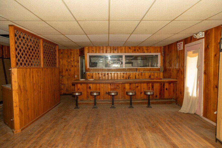 More Photos Of 704 La Garita St, Creede Restaurant For Sale