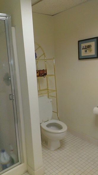 More Photos Of 3 School St, Glen Cove Medical For Lease