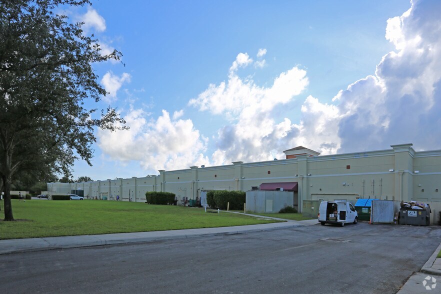 More Photos Of 4075-4125 State Road 7, Lake Worth Freestanding For Lease