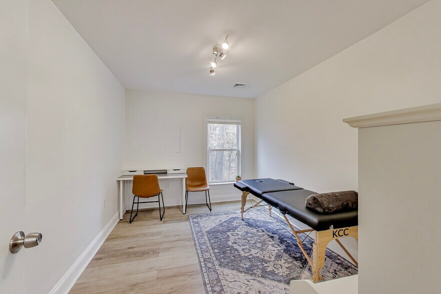 More Photos Of 5528A Hempstead Way, Springfield Office For Sale