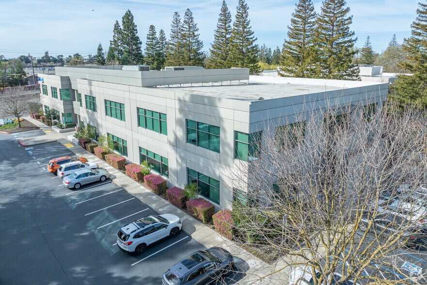 More Photos Of 8775 Folsom Blvd, Sacramento Office For Lease