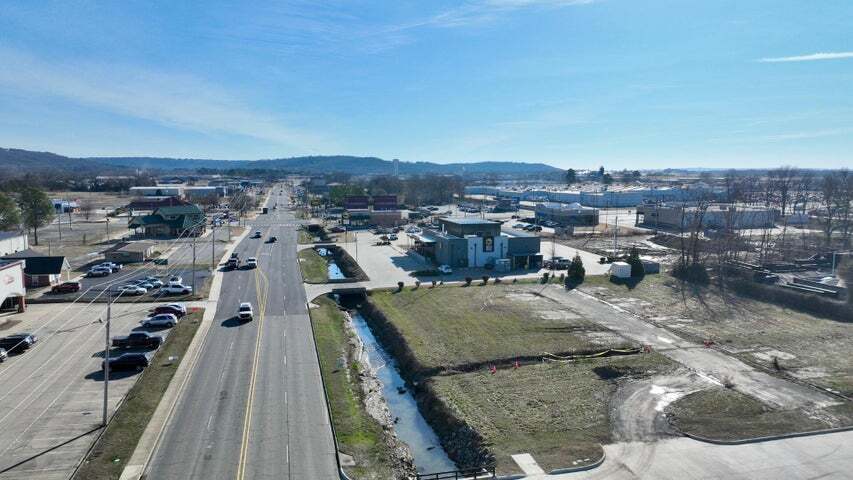 More Photos Of Lot 2-B East Parkway Dr, Russellville Land For Sale