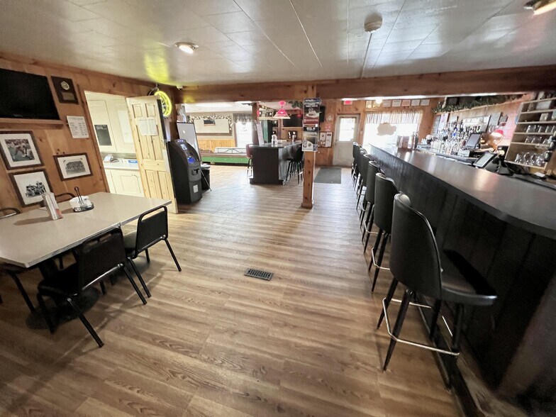 More Photos Of 583 S 1st St, Fulton Restaurant For Sale