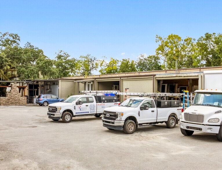 More Photos Of 5225 Edgewood Ct, Jacksonville Warehouse For Sale