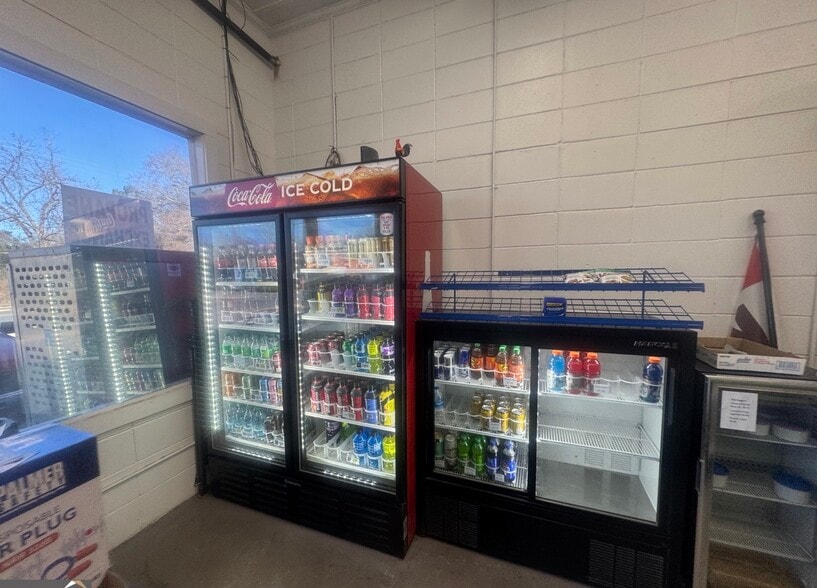 More Photos Of 2886 GA Highway 117, Cadwell General Retail For Sale