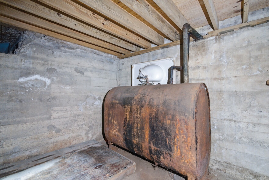 More Photos Of 1009 Main St, West Warwick Industrial For Sale