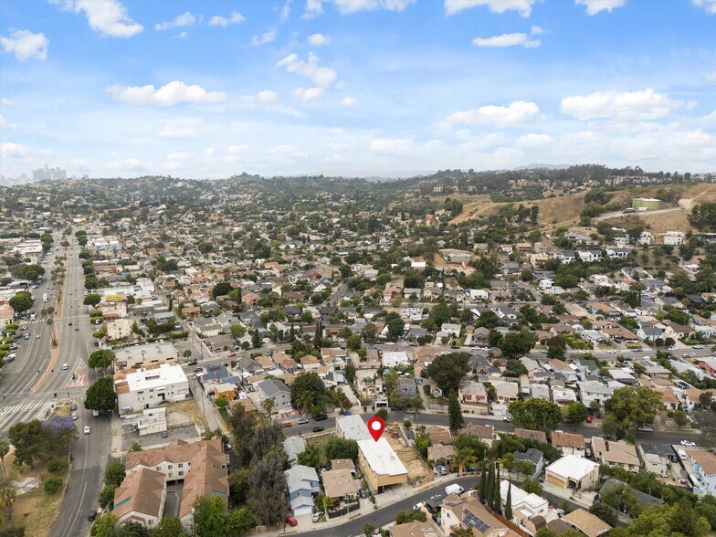 More Photos Of 3925 Barrett Rd, Los Angeles Apartments For Sale