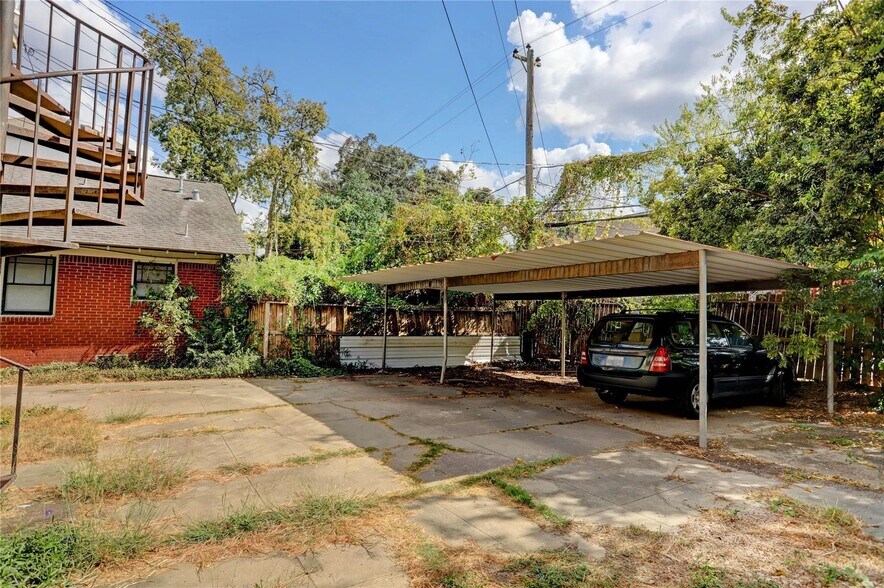 More Photos Of 607 W Pierce St, Houston Apartments For Sale
