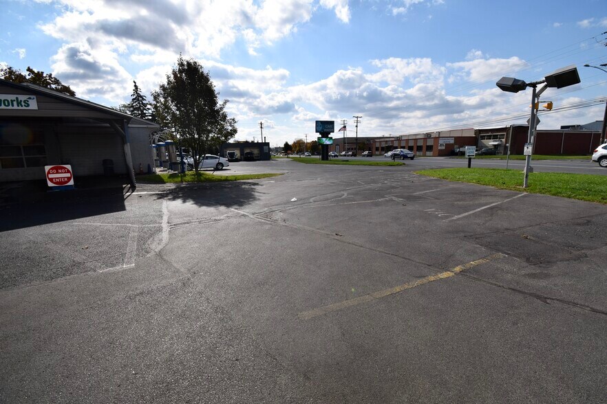 More Photos Of 4775 N 5th Street Hwy, Temple Carwash For Sale