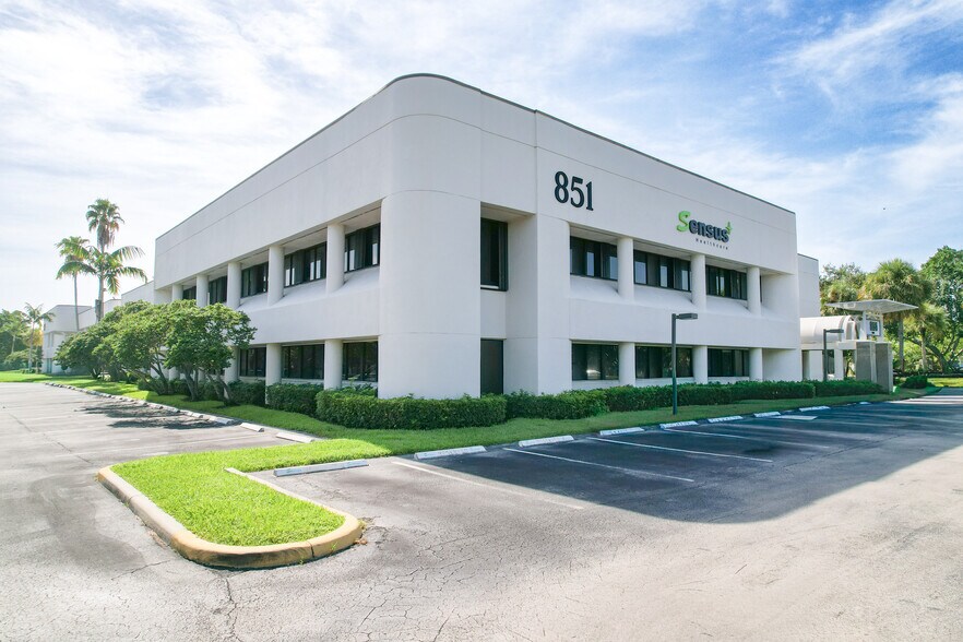 Primary Photo Of 851 Broken Sound Pky NW, Boca Raton Office For Lease