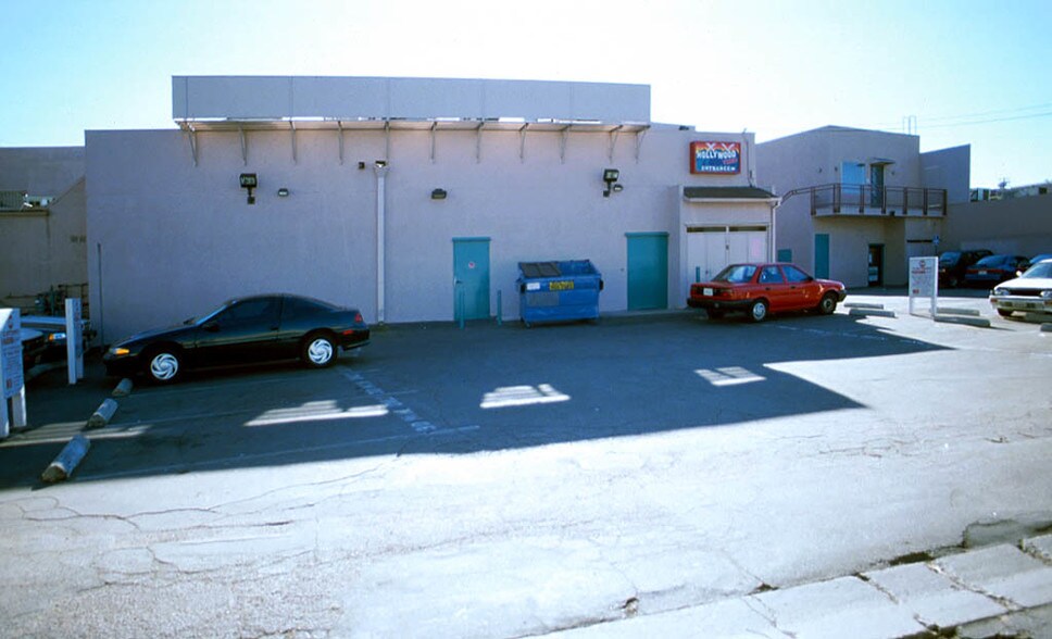 More Photos Of 14535-14541 Ventura Blvd, Sherman Oaks Unknown For Lease