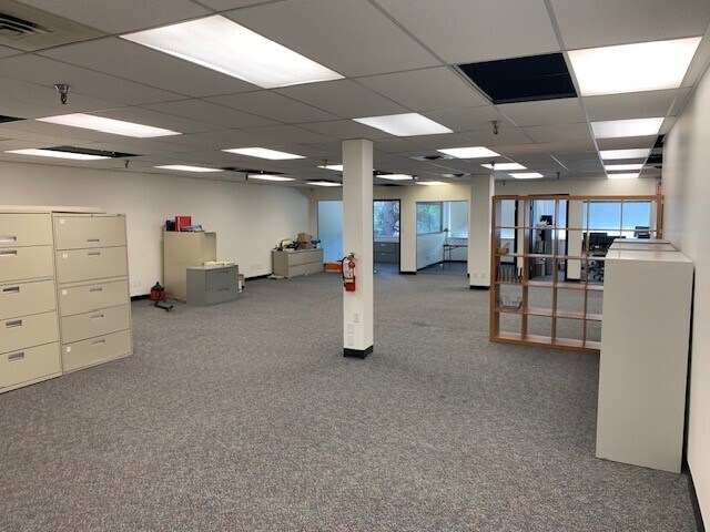 More Photos Of 93 Sixth St, New Westminster Office For Lease